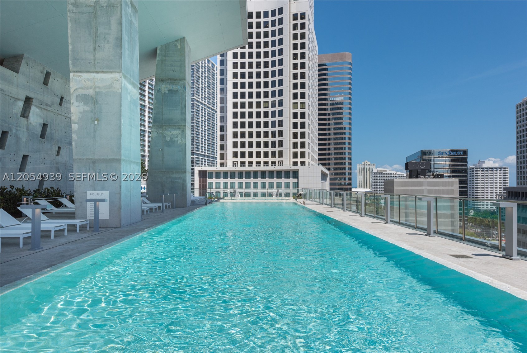 88 SW 7th St #3005 Miami, FL 33130