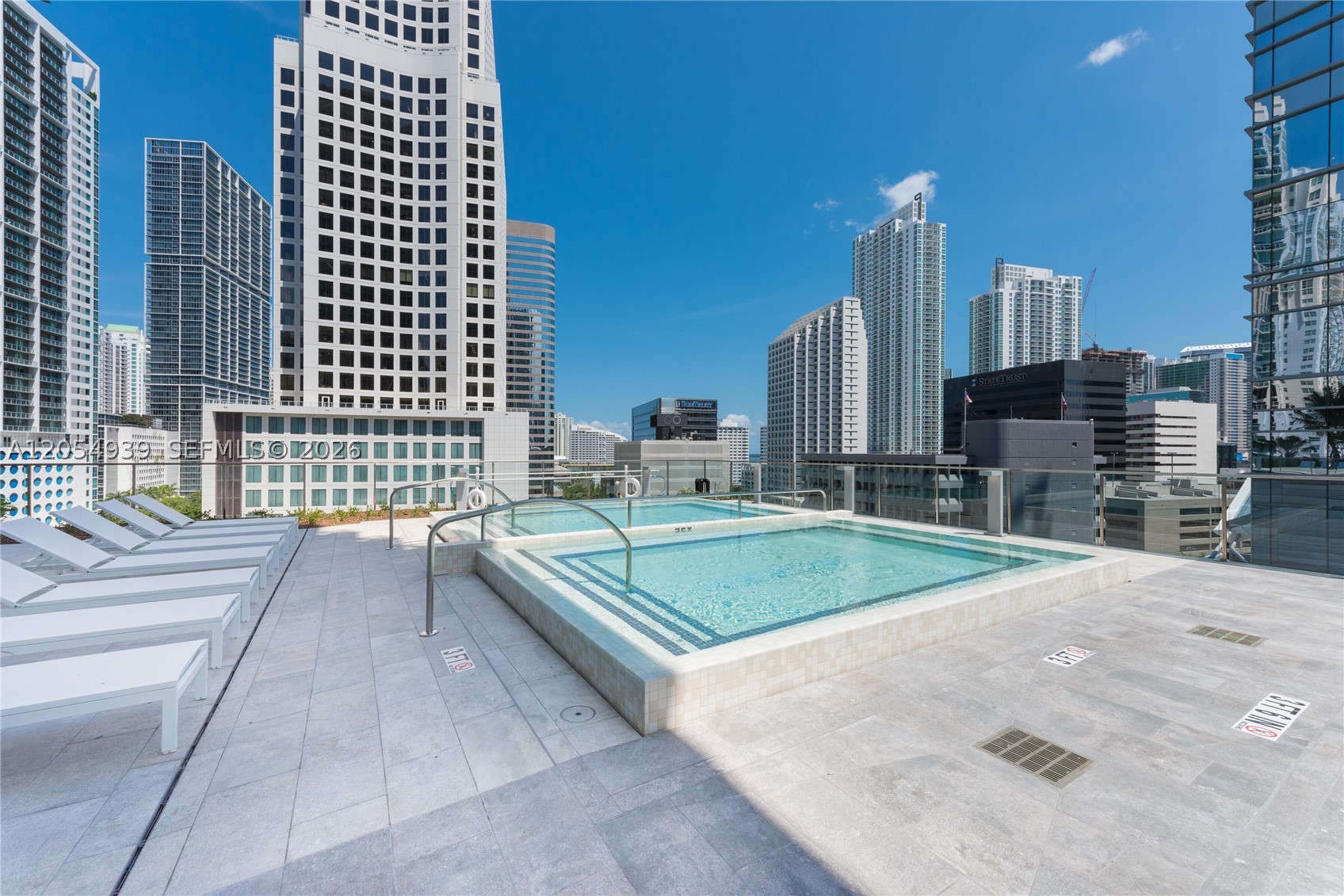 88 SW 7th St #3005 Miami, FL 33130