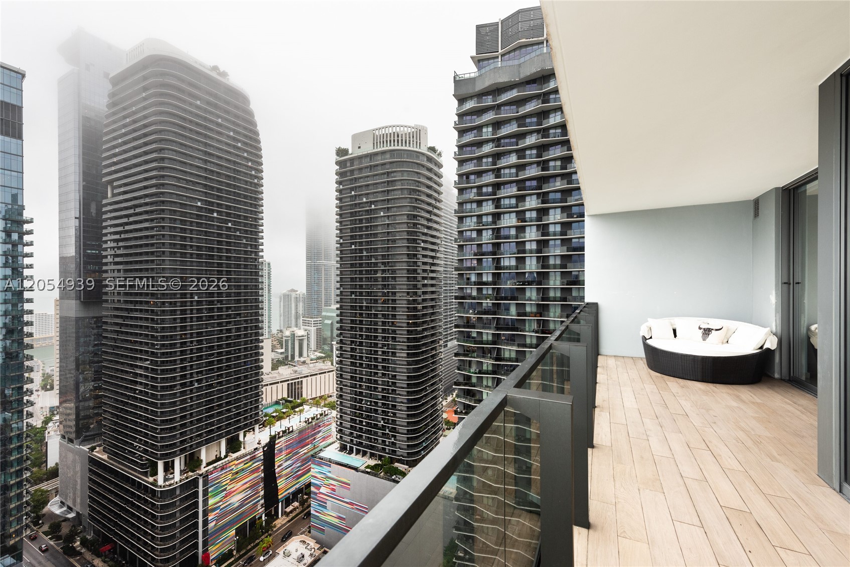 88 SW 7th St #3005 Miami, FL 33130