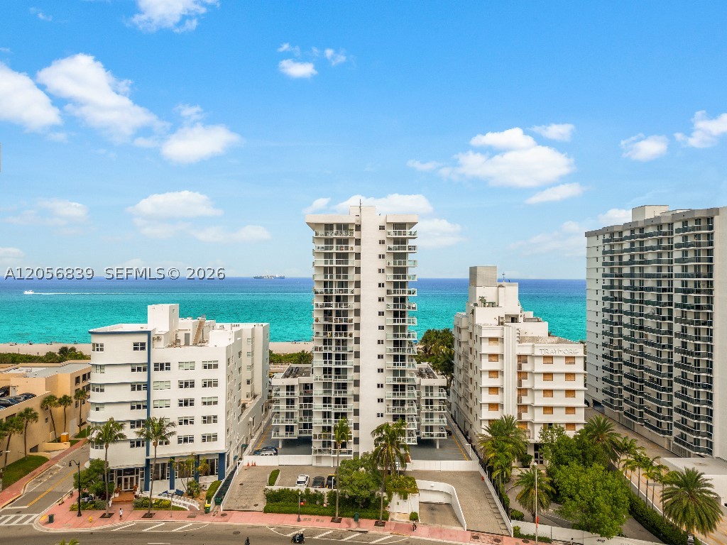 2457 Collins Ave #1603