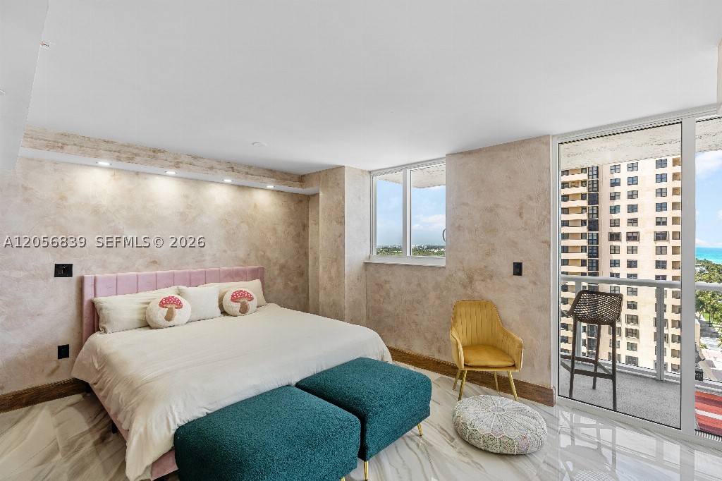 2457 Collins Ave #1603 Miami Beach, FL 33140
