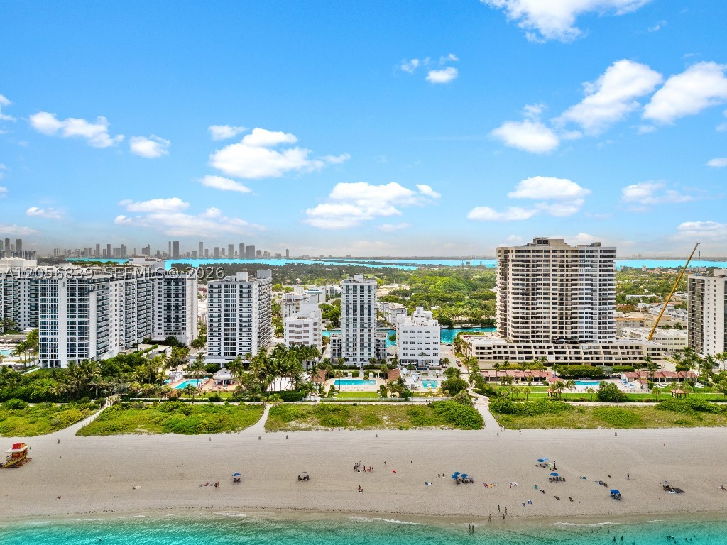 2457 Collins Ave #1603 Miami Beach, FL 33140