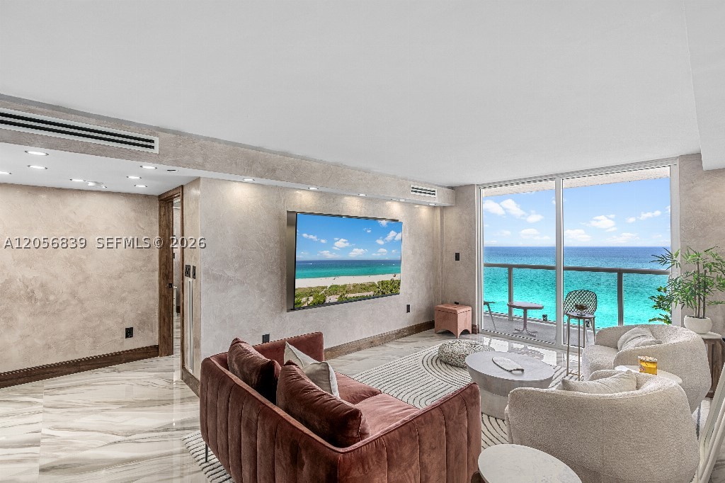 2457 Collins Ave #1603 Miami Beach, FL 33140