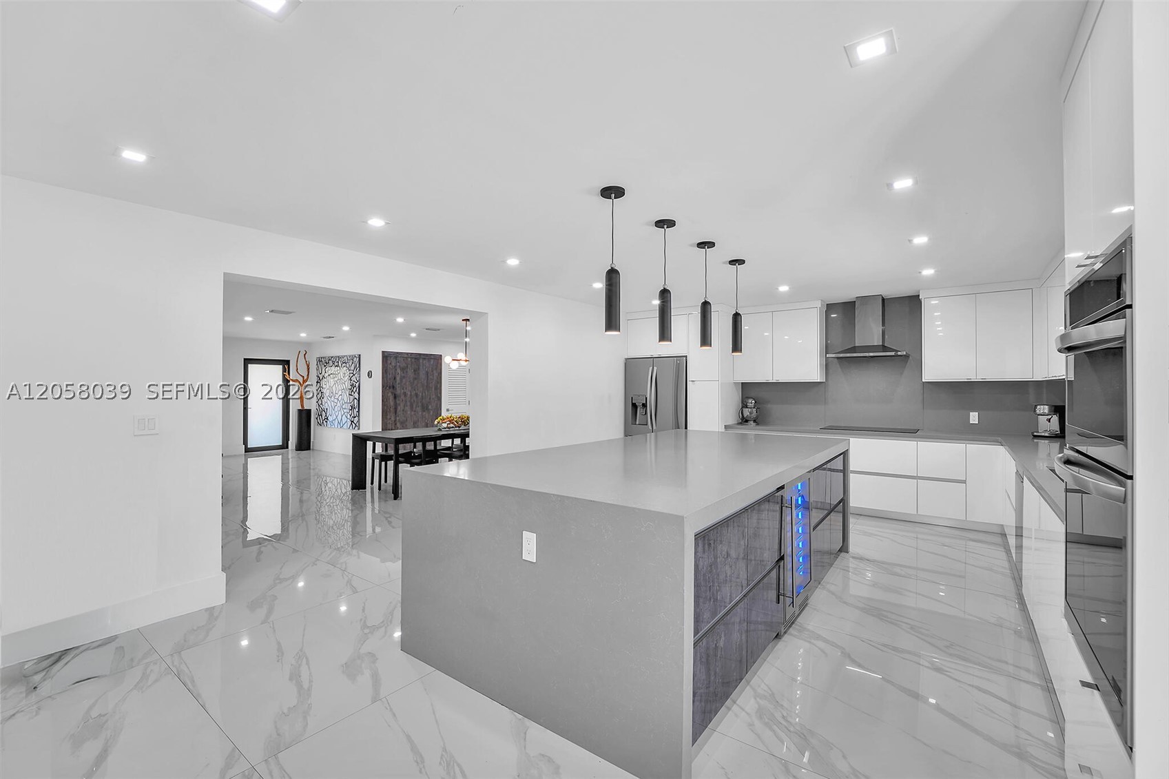 8820 SW 182nd Ter Palmetto Bay, FL 33157