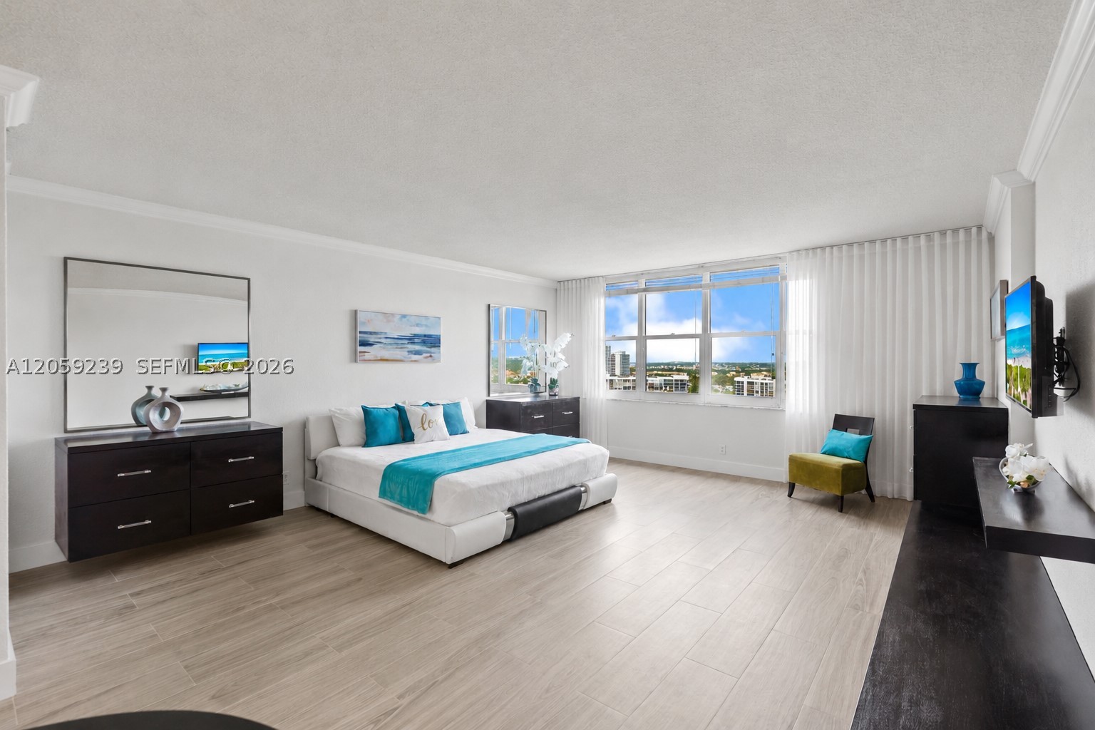 2501 S Ocean Dr #1527