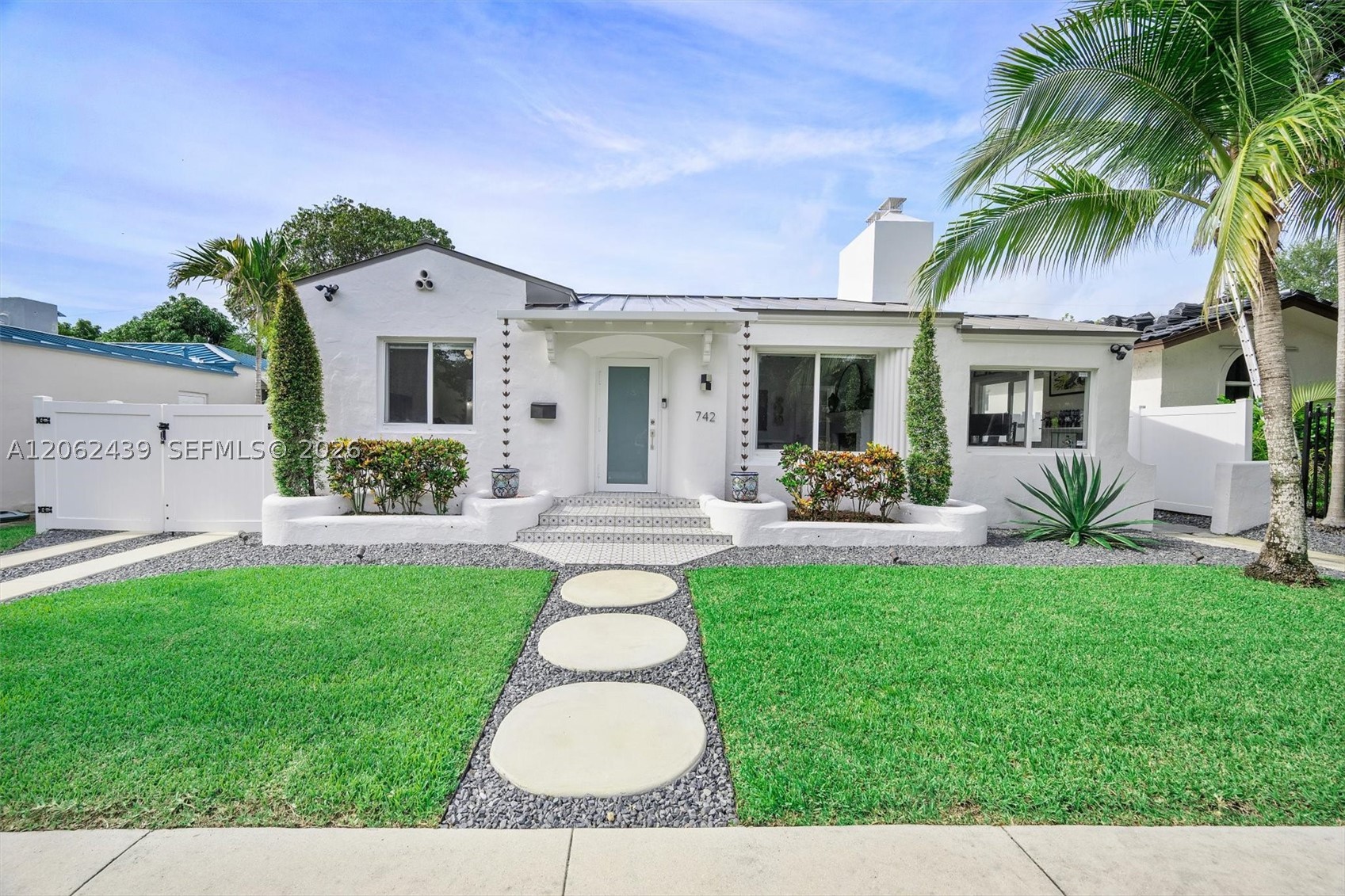 742 NE 82nd Ter