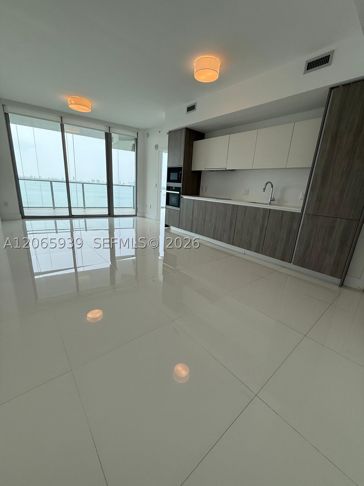 image Biscayne Beach10
