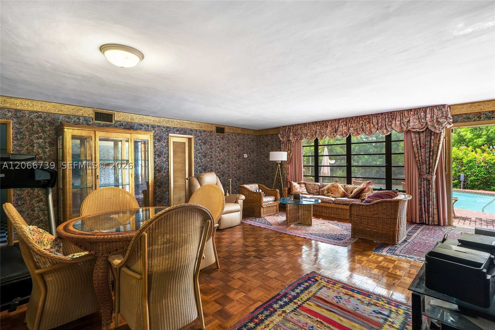 1860 Cleveland Rd Miami Beach, FL 33141
