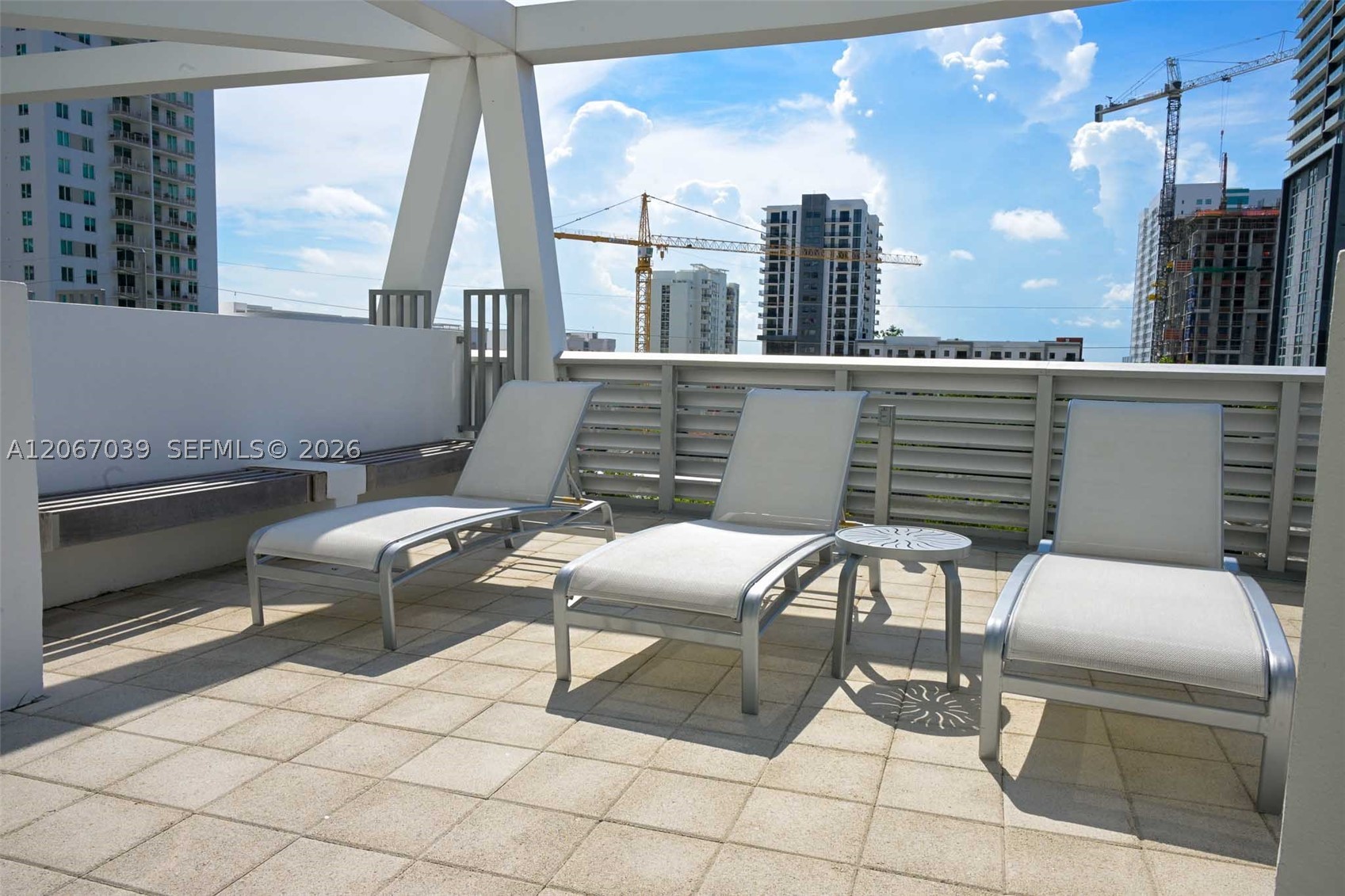 image Axis on Brickell North26
