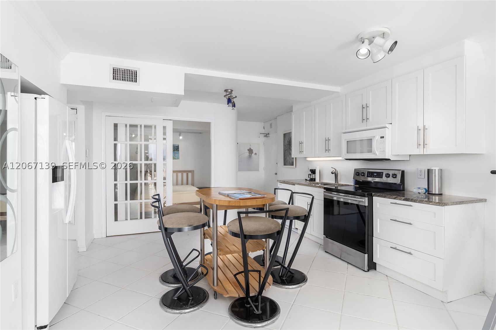 401 Ocean Dr #316 Miami Beach, FL 33139