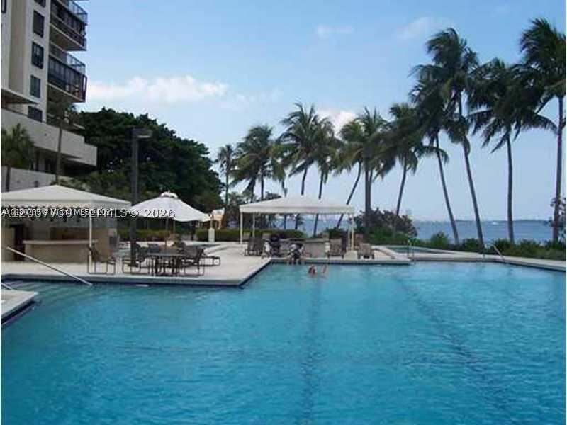 image Brickell Bay Club4