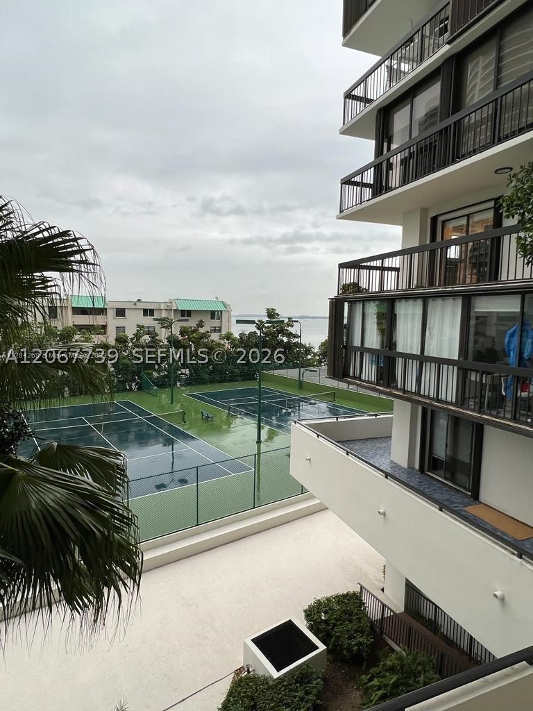 image Brickell Bay Club7