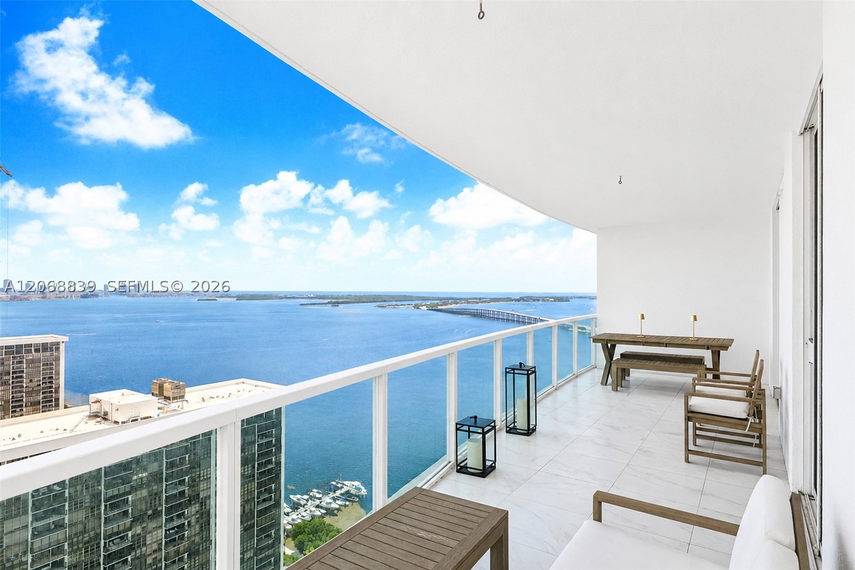 2101 Brickell Ave #3202