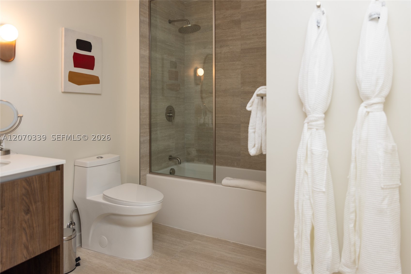 1611 SW 2nd Ave #709 Miami, FL 33129