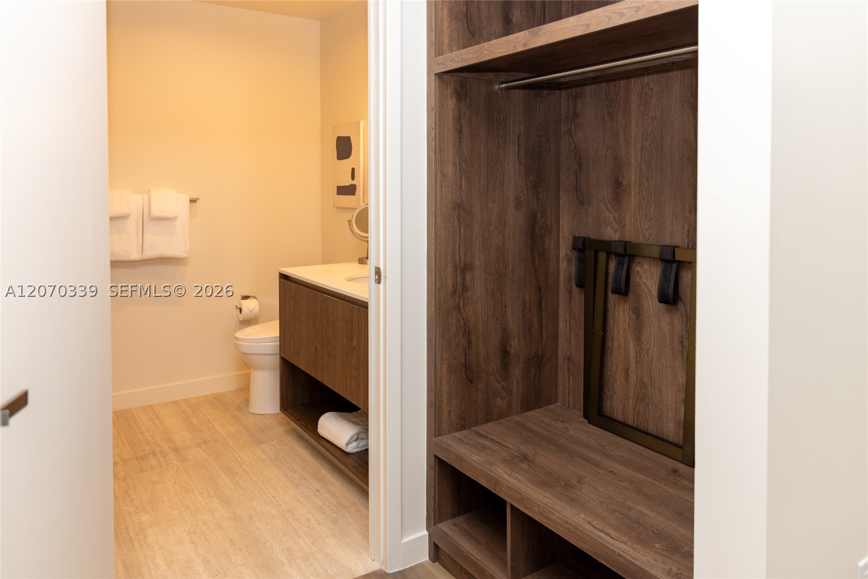 1611 SW 2nd Ave #709 Miami, FL 33129