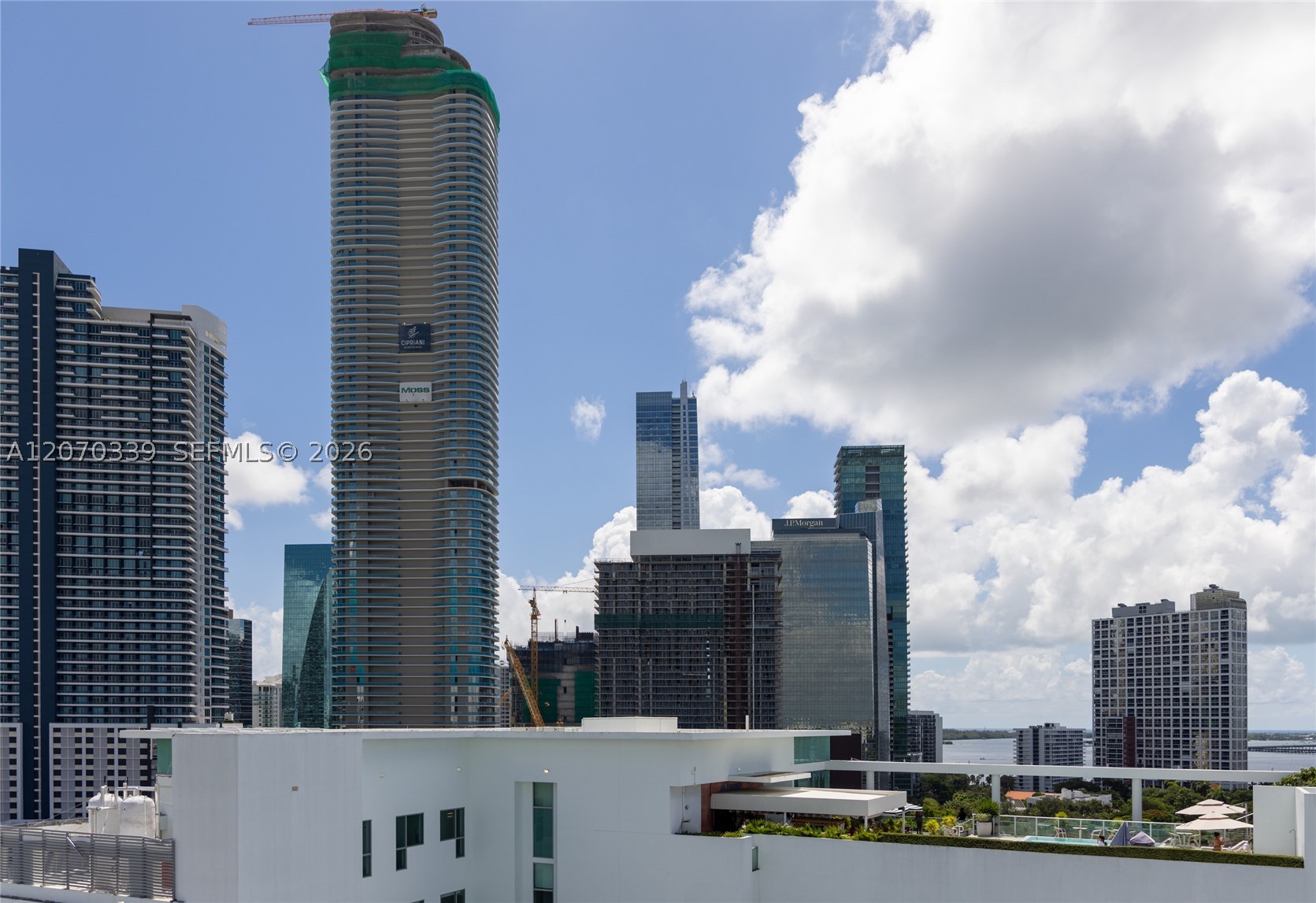 1611 SW 2nd Ave #709 Miami, FL 33129