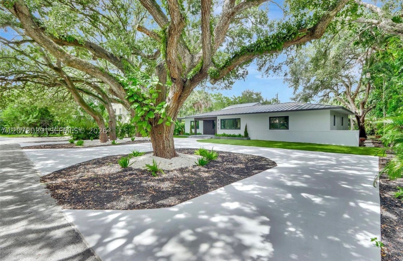 835 NE 120th St Biscayne Park, FL 33161