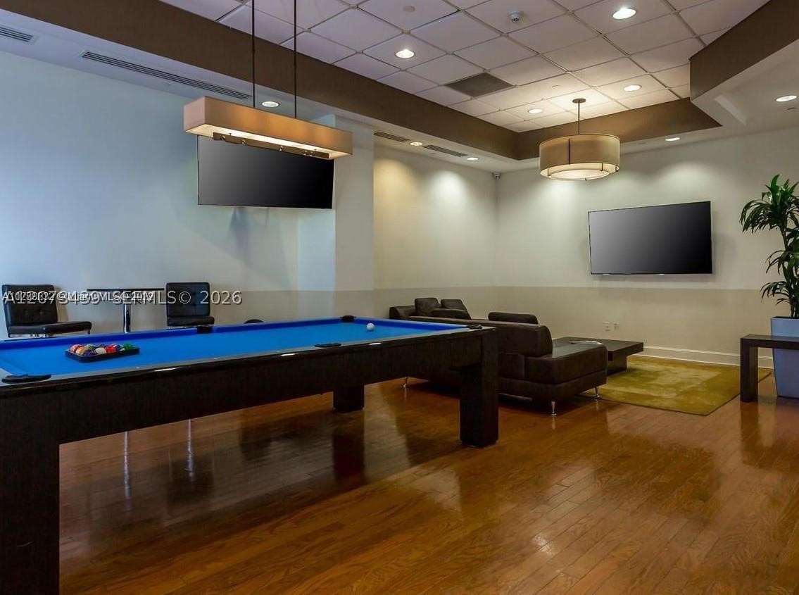 4779 Collins Ave #3708 Miami Beach, FL 33140