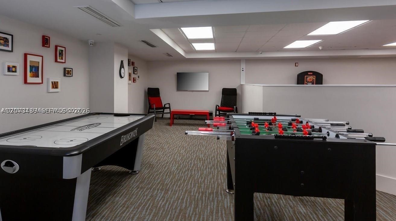 4779 Collins Ave #3708 Miami Beach, FL 33140