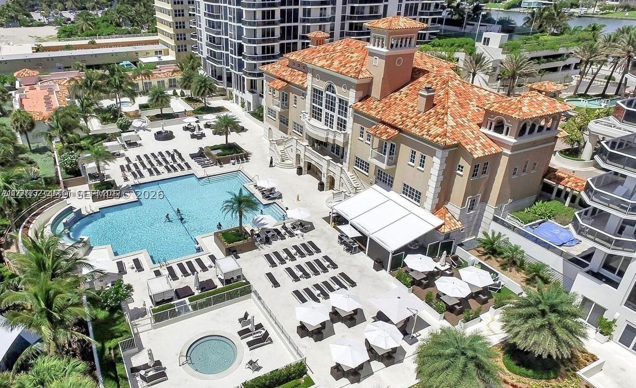 4779 Collins Ave #3708 Miami Beach, FL 33140