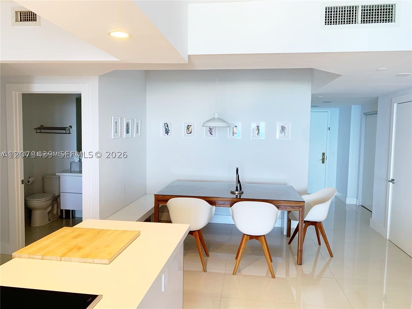 4779 Collins Ave #3708 Miami Beach, FL 33140