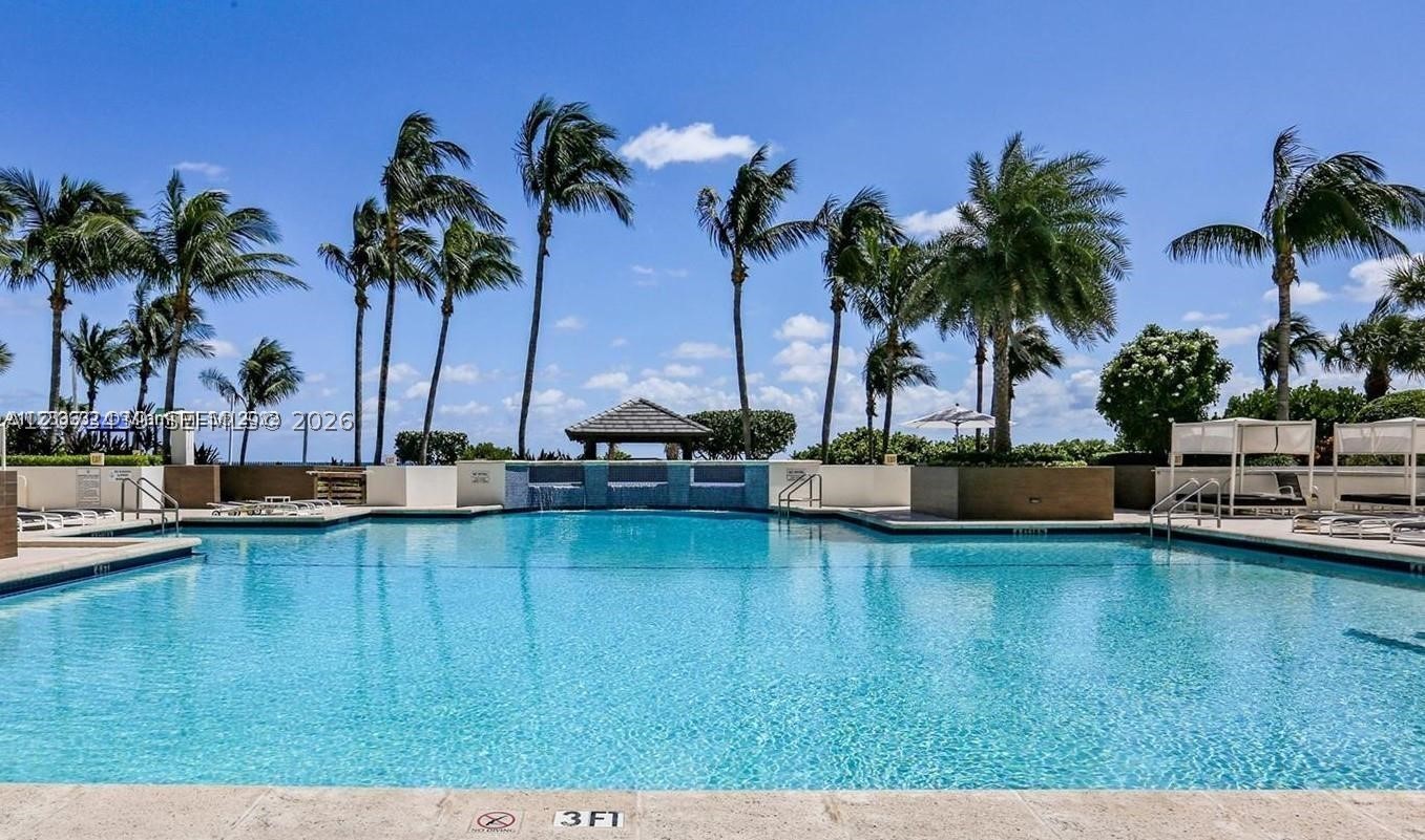 4779 Collins Ave #3708 Miami Beach, FL 33140