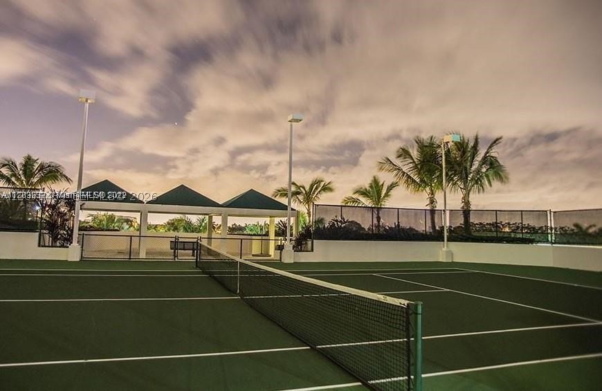4779 Collins Ave #3708 Miami Beach, FL 33140