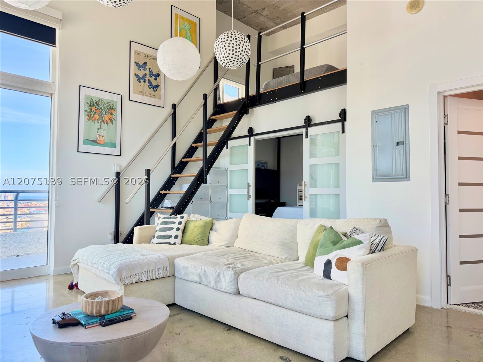 image The Loft 22