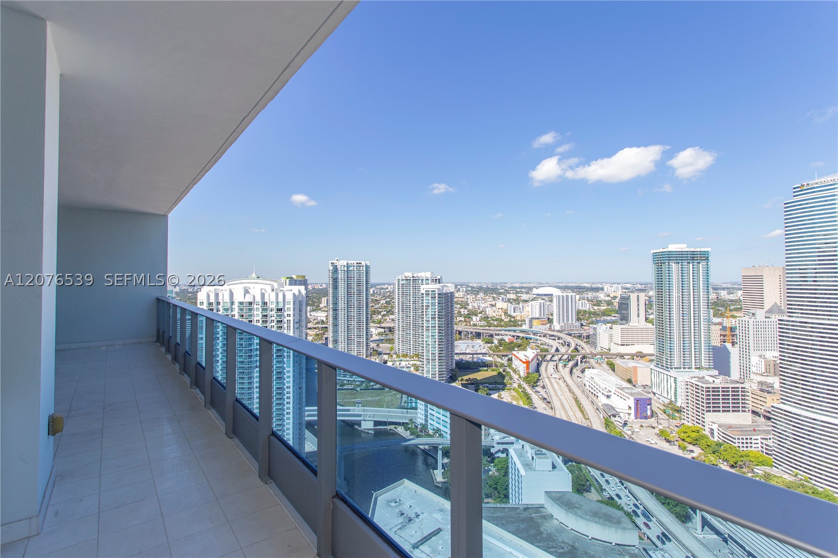 image Epic Residences15