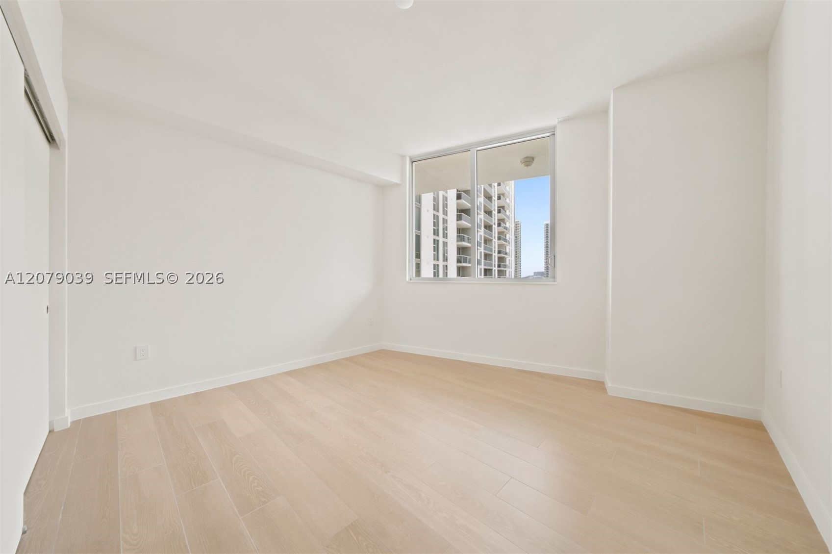 1400 Biscayne Blvd #1205 Miami, FL 33132