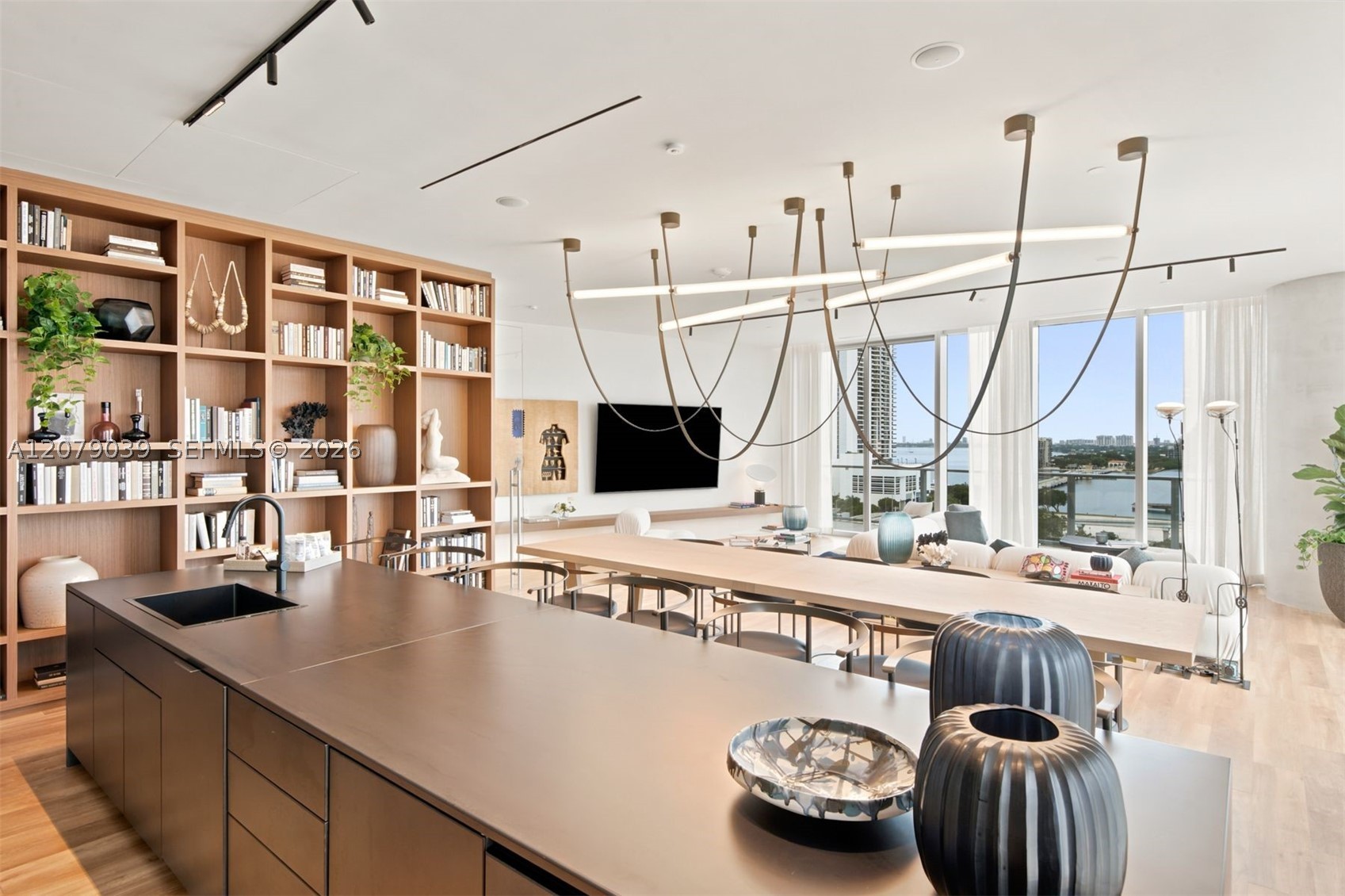 1400 Biscayne Blvd #1205 Miami, FL 33132