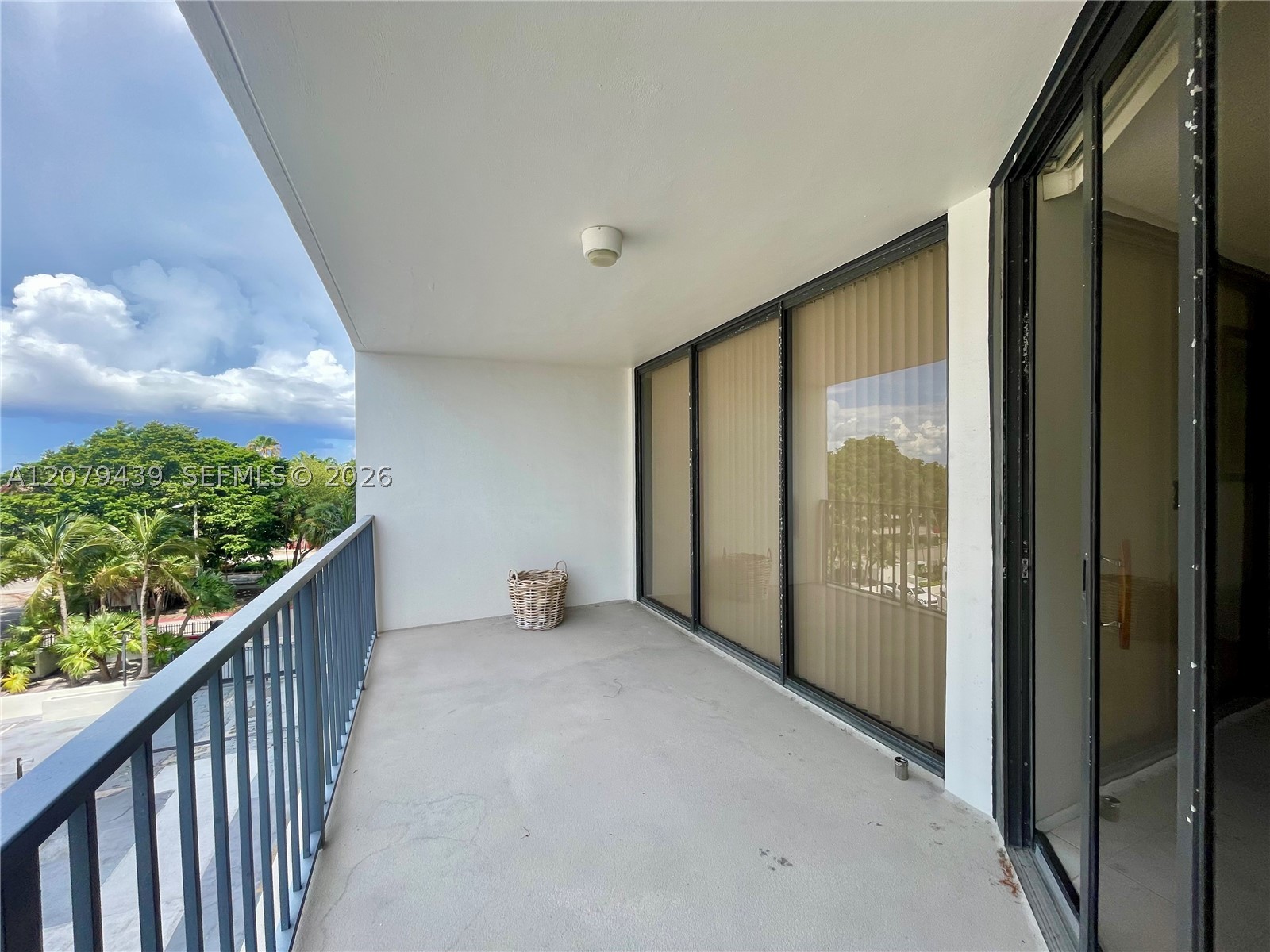 image Brickell Place II14