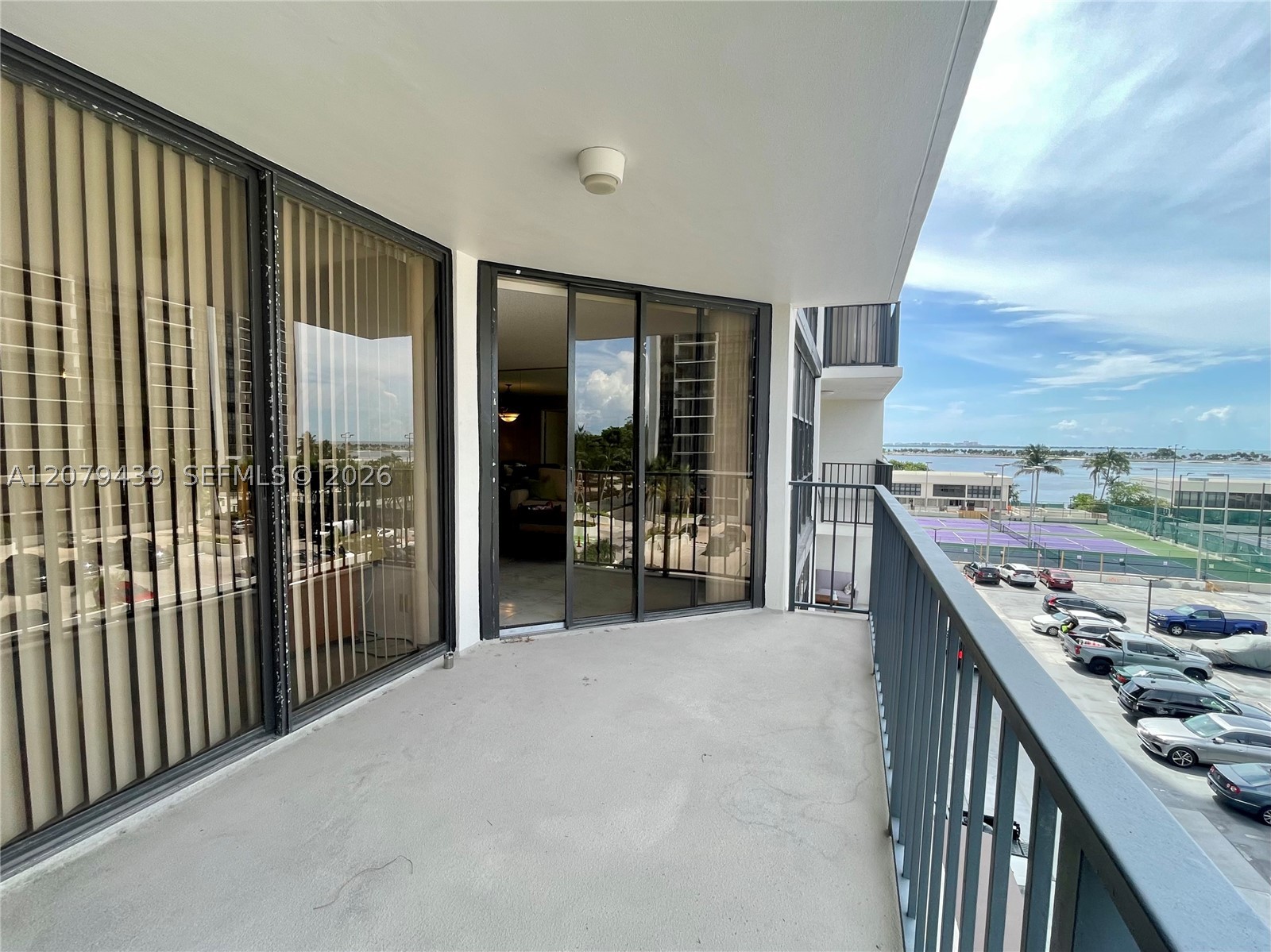 image Brickell Place II15