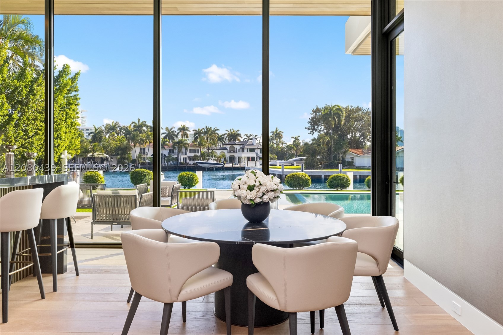 2560 Del Lago Dr Fort Lauderdale, FL 33316