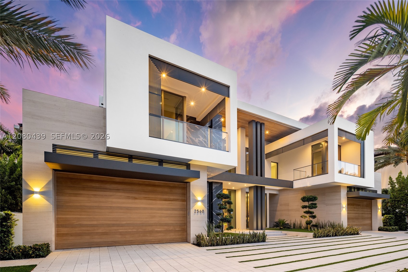 2560 Del Lago Dr Fort Lauderdale, FL 33316
