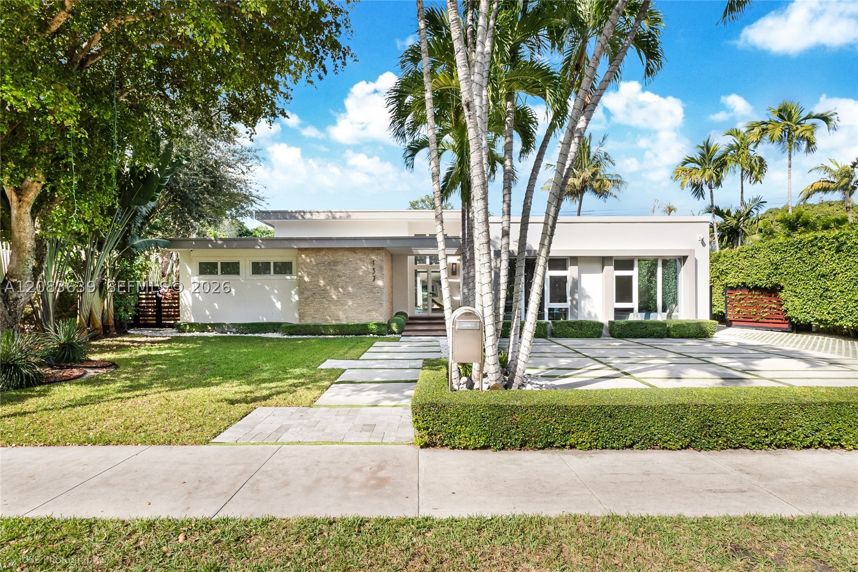 137 W Shore Dr Miami, FL 33133