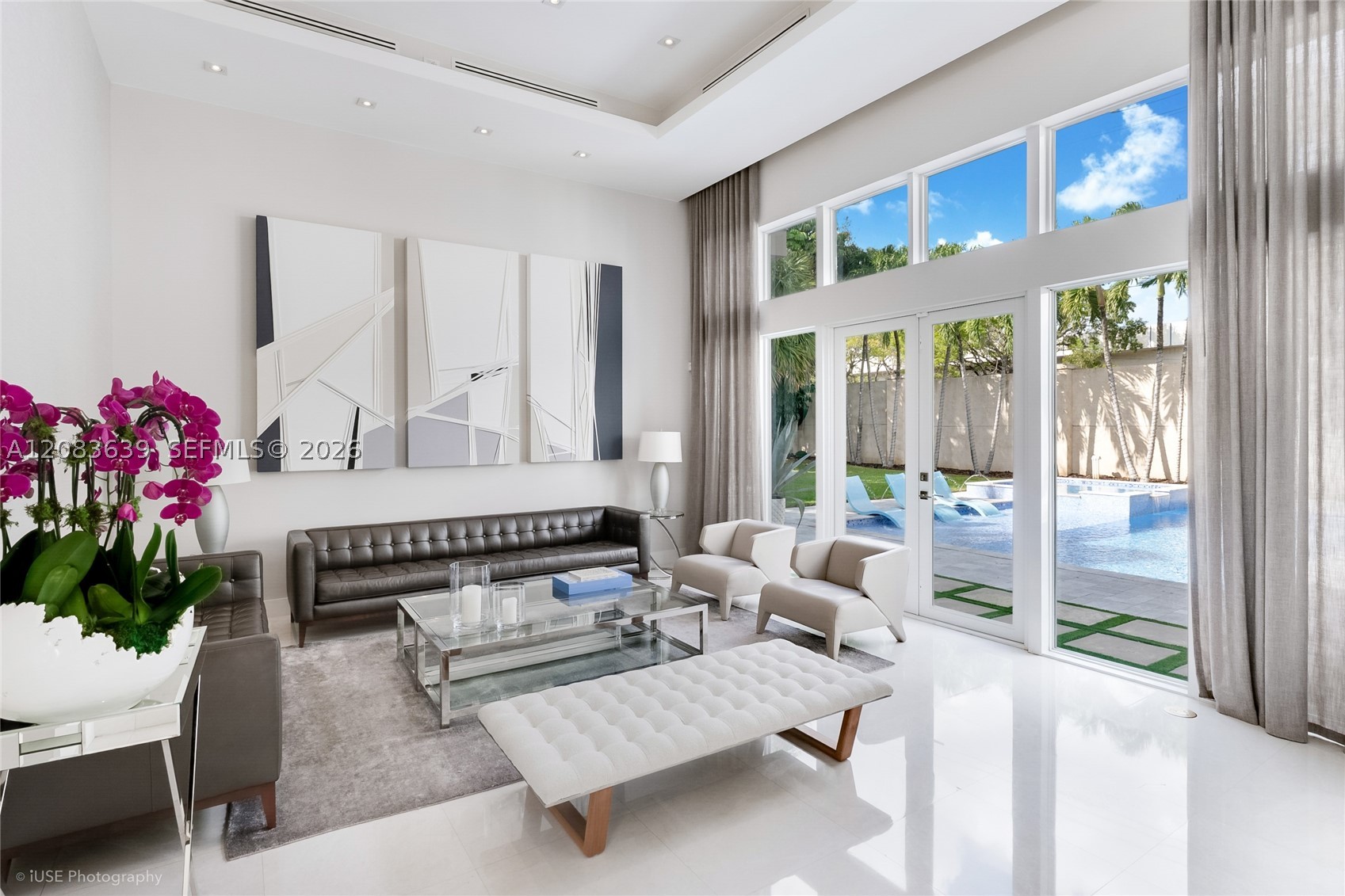 137 W Shore Dr Miami, FL 33133
