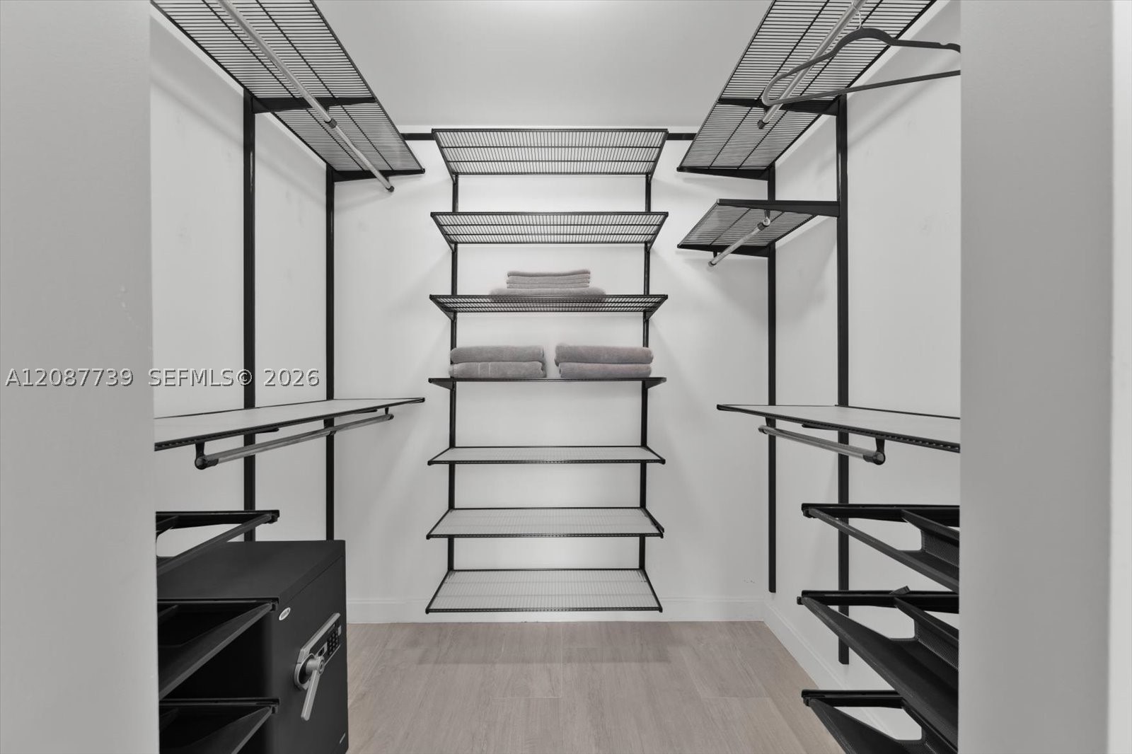 image Brickell Heights East23
