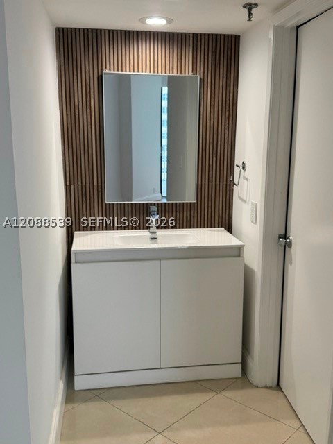 image Brickell Key One11