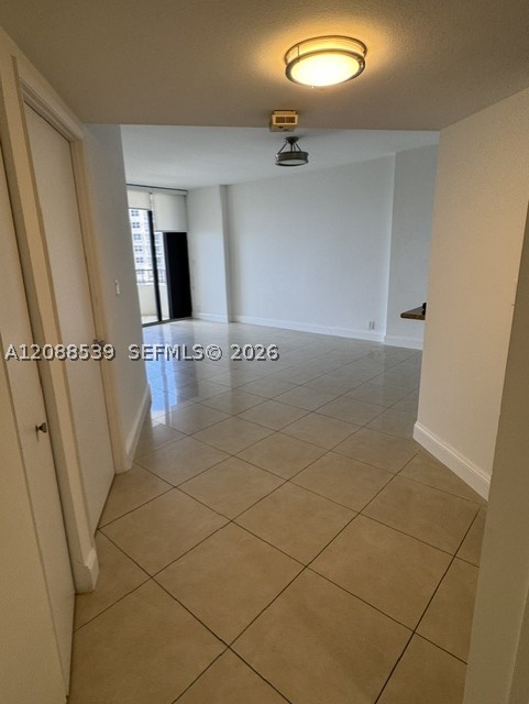 image Brickell Key One3