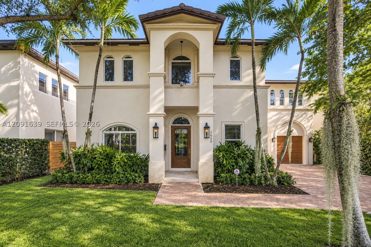 1650 Micanopy Ave