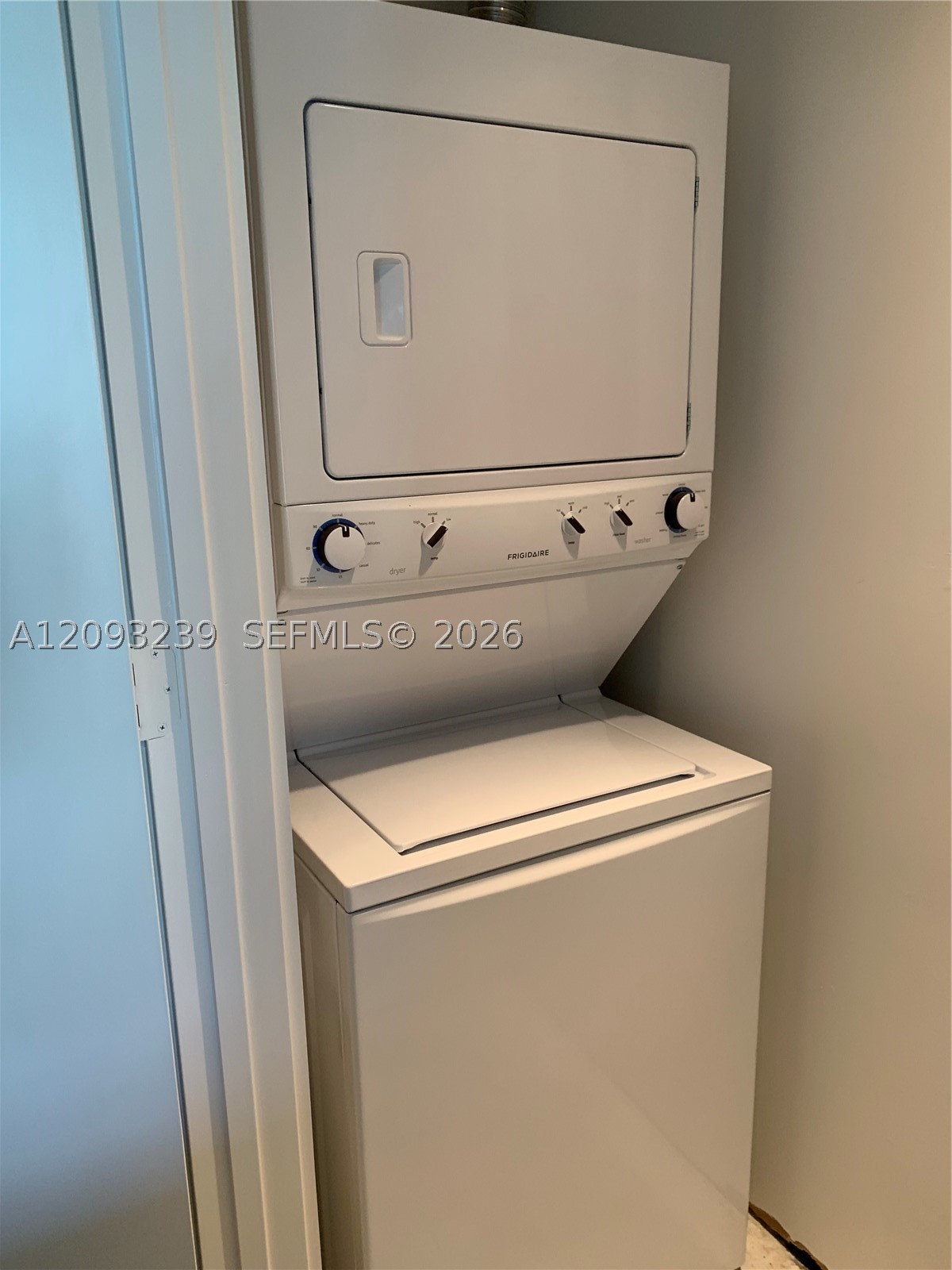 image Cassa Brickell13