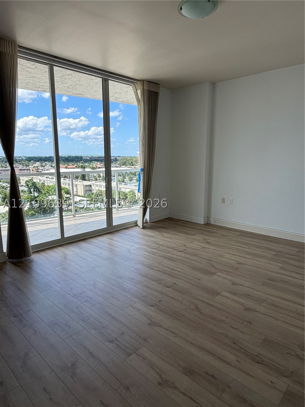 704 N Ocean Blvd #804 Pompano Beach, FL 33062