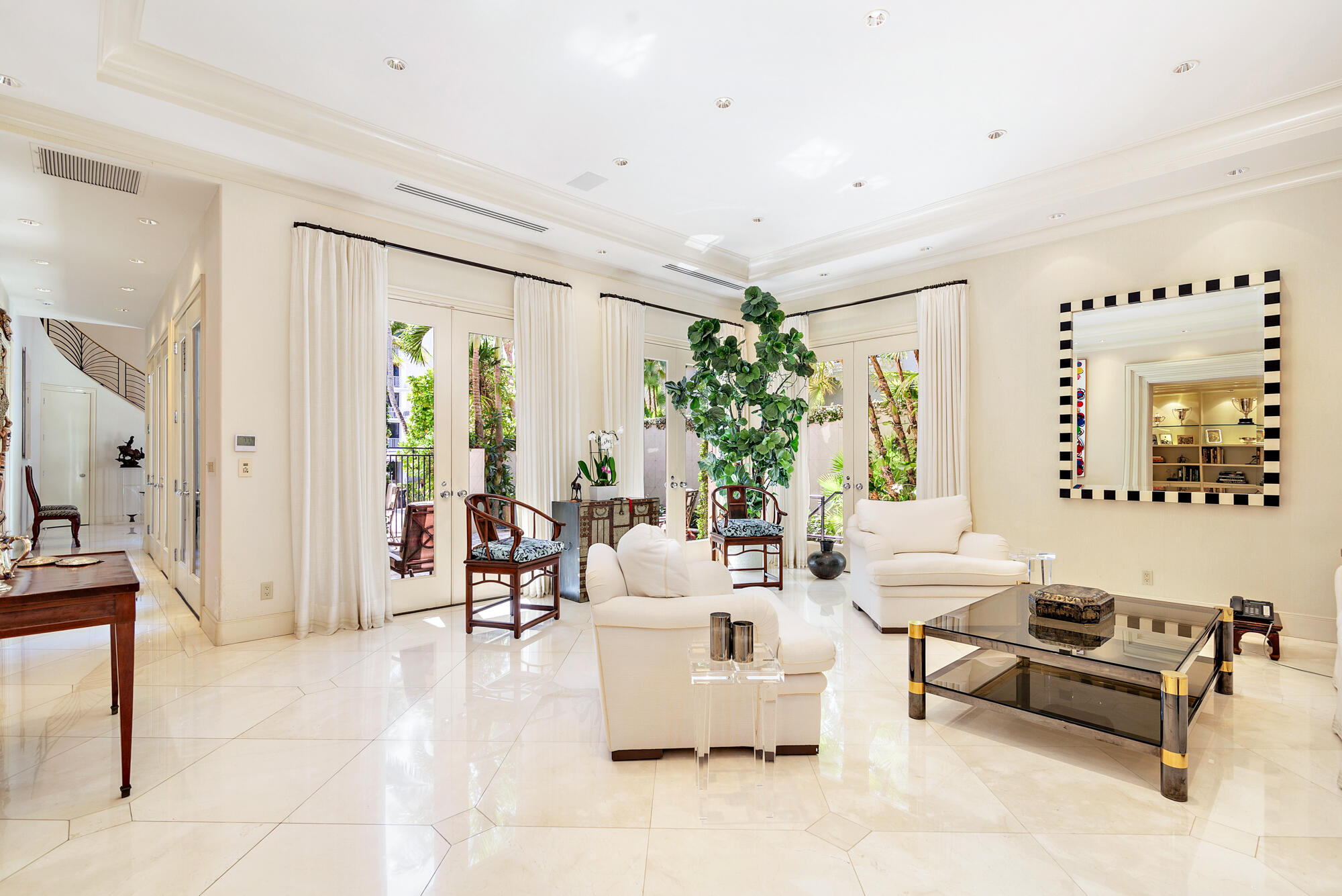 349 Chilean Palm Beach, FL 33480