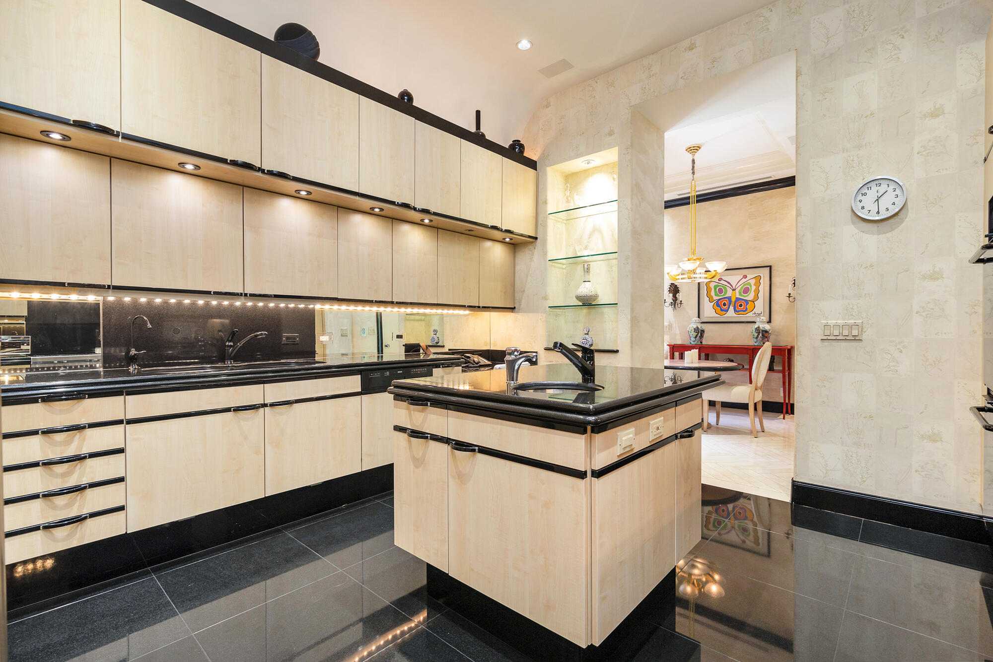 349 Chilean Palm Beach, FL 33480