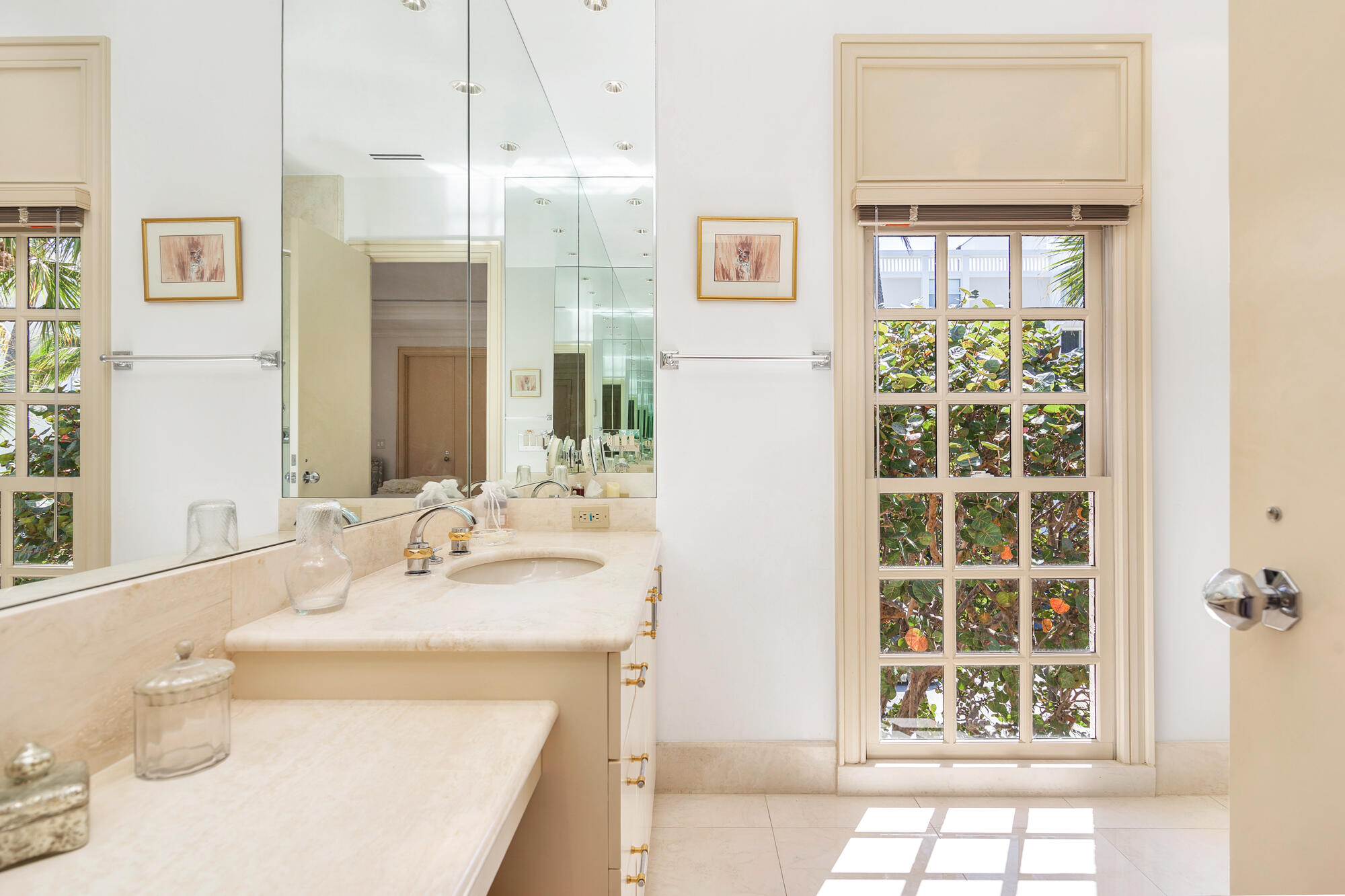 349 Chilean Palm Beach, FL 33480