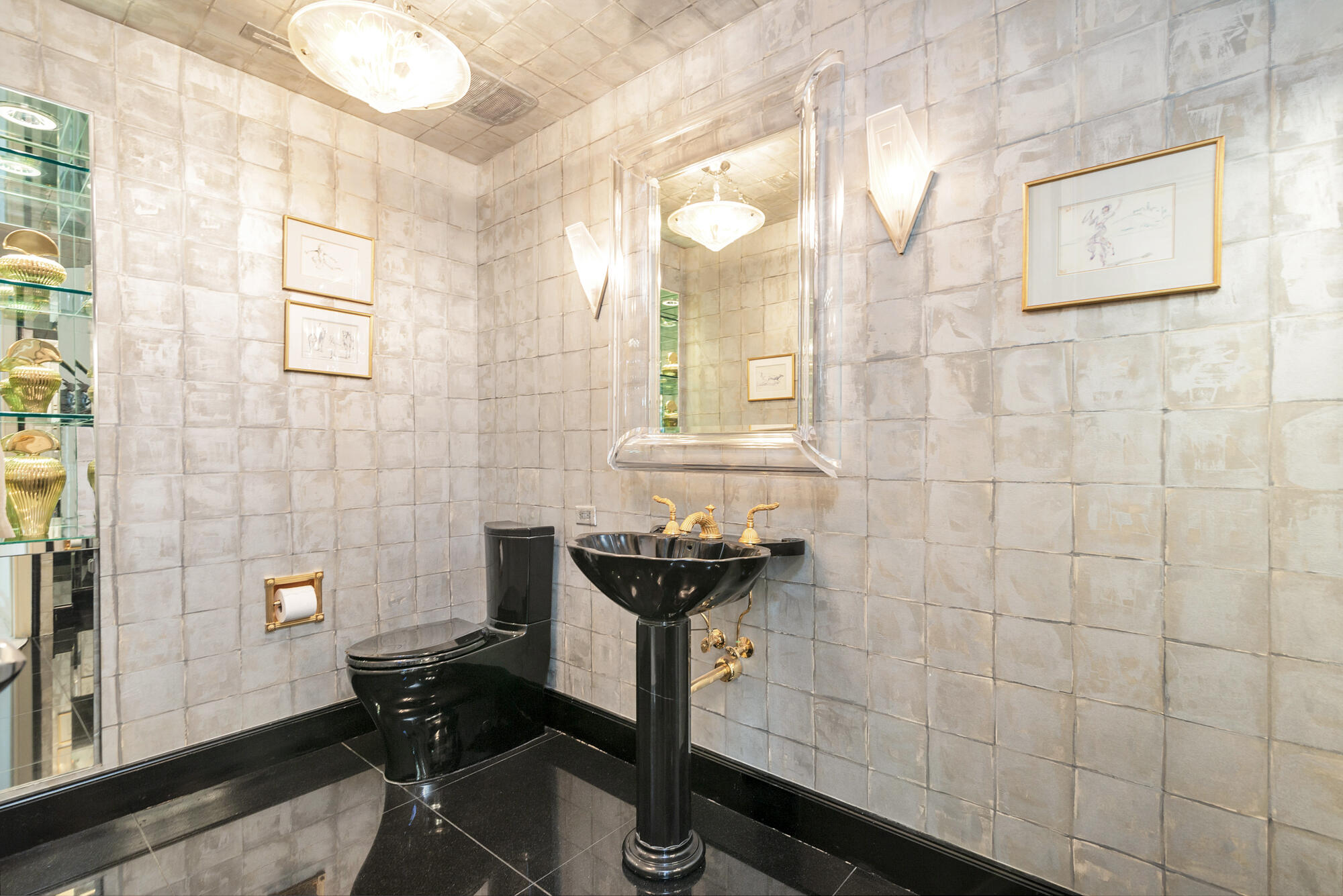 349 Chilean Palm Beach, FL 33480