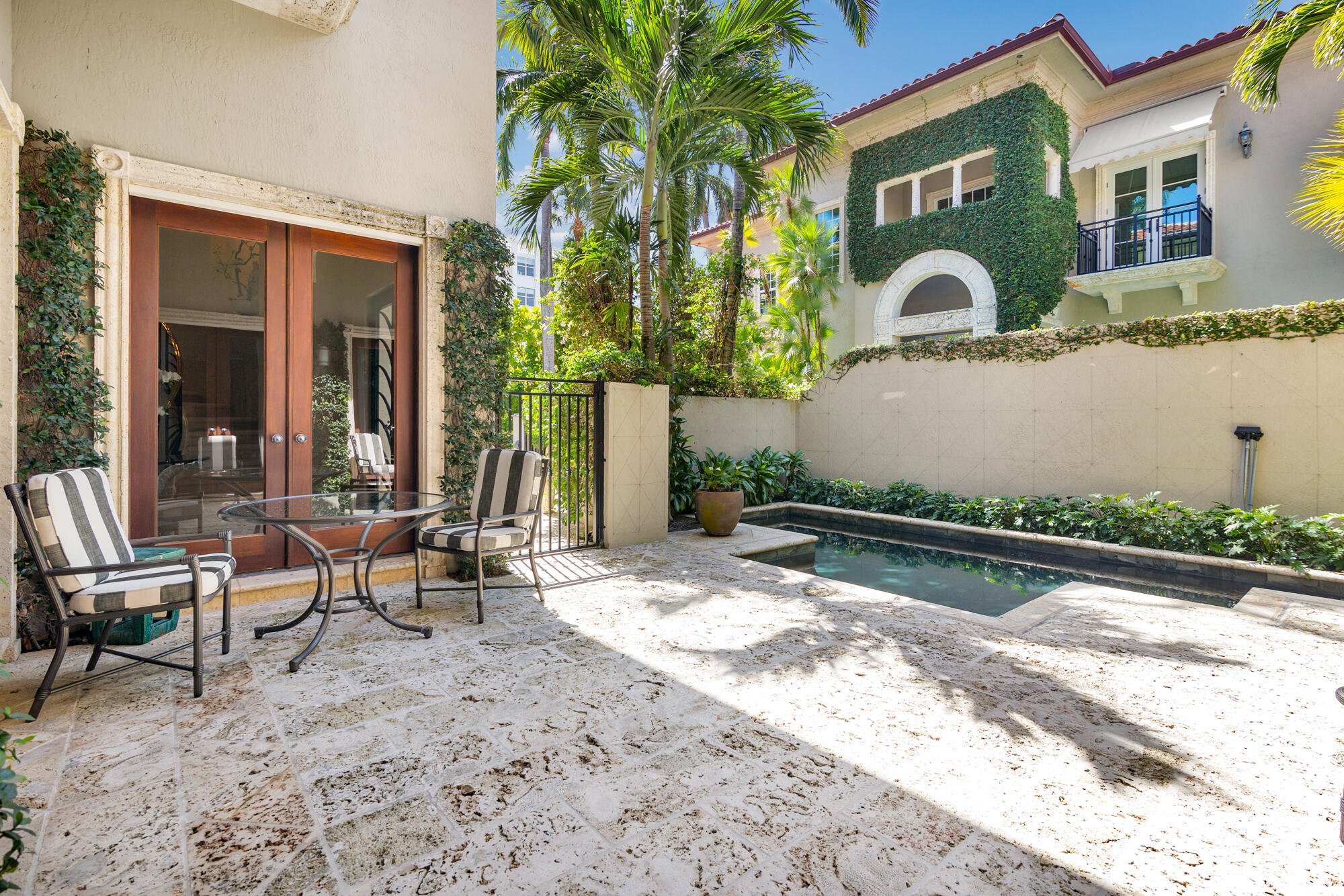 349 Chilean Palm Beach, FL 33480