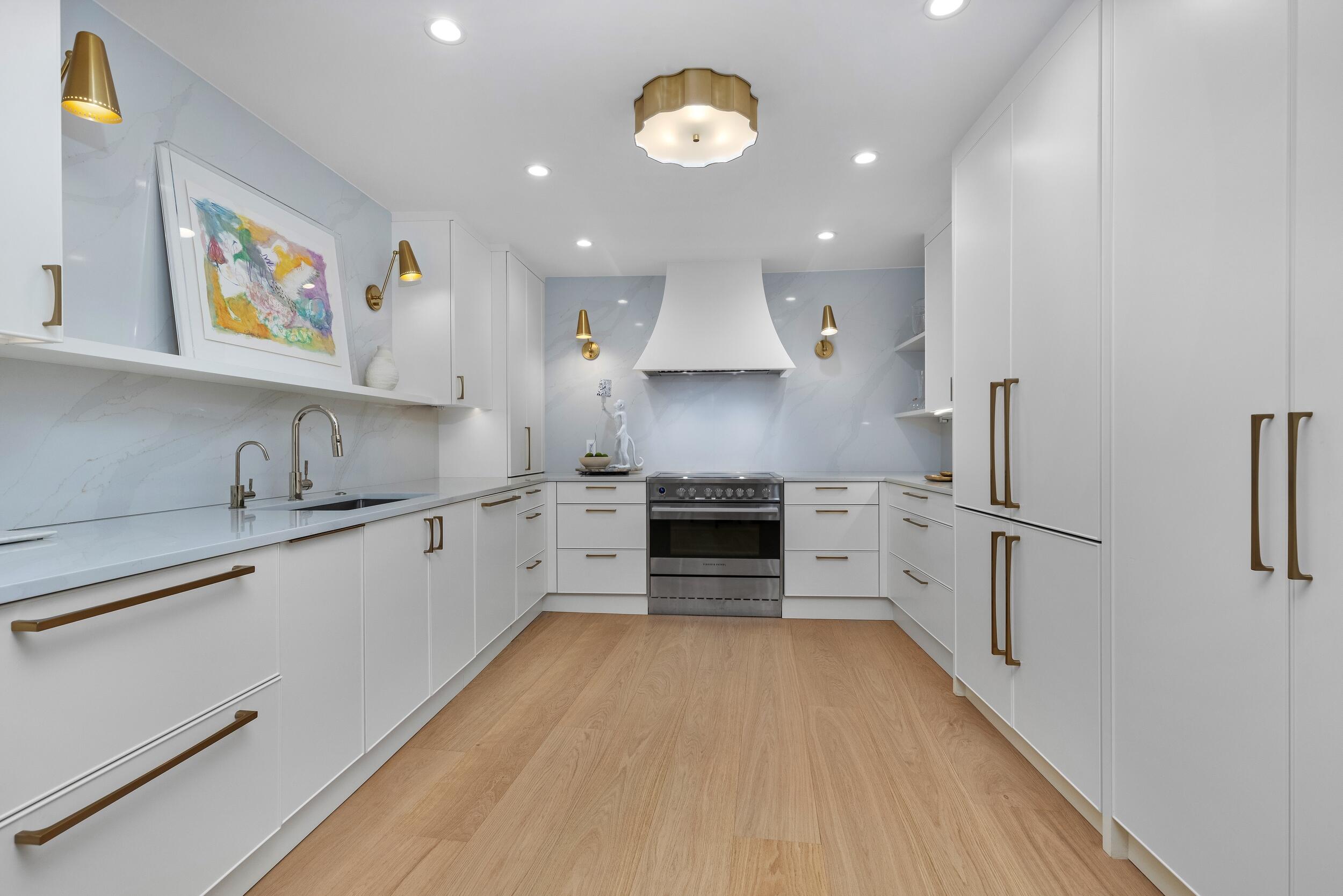 300 S Ocean #1b Palm Beach, FL 33480