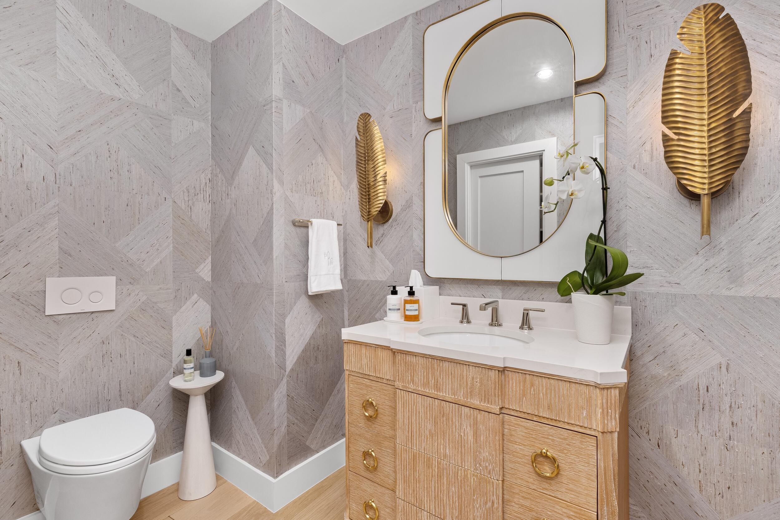 300 S Ocean #1b Palm Beach, FL 33480